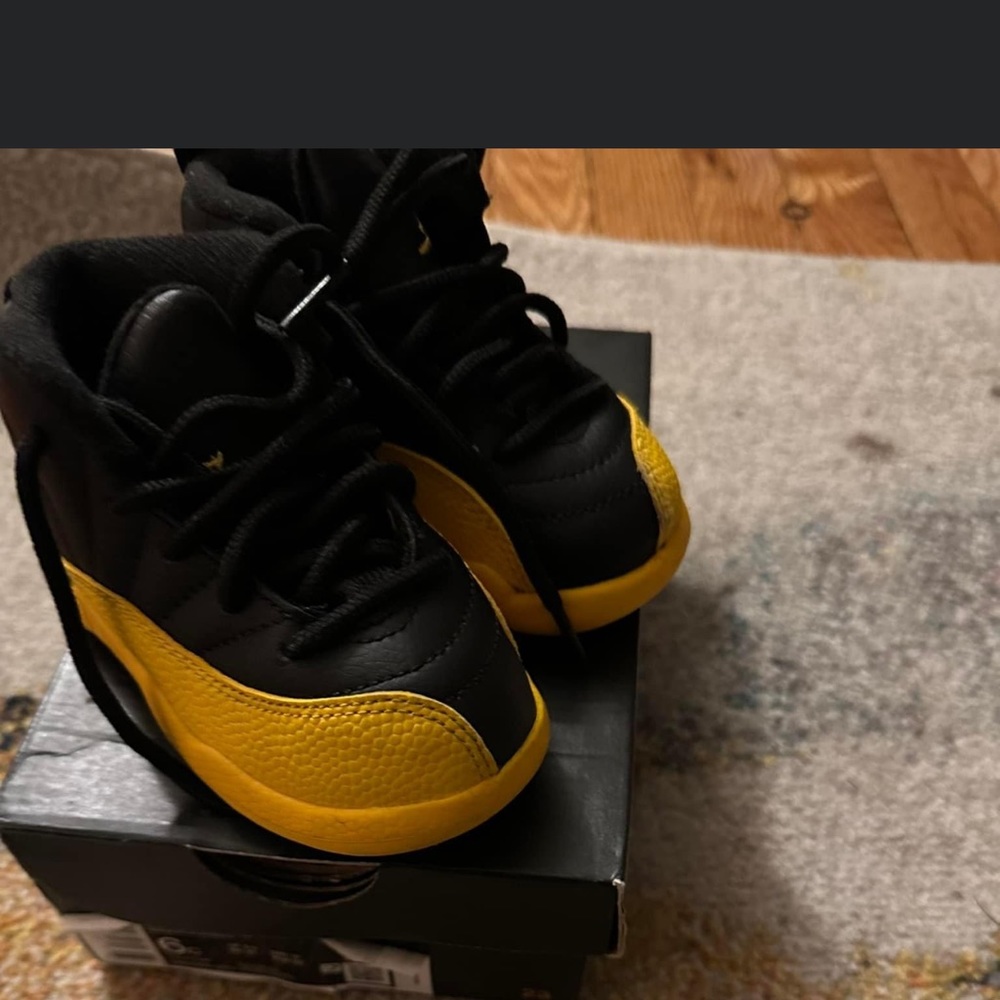 Jordan Yellow and Black
